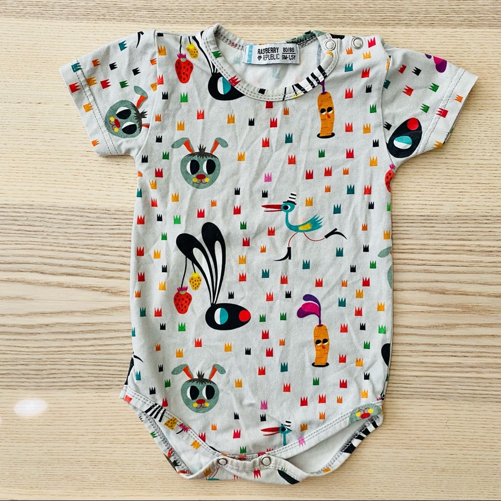 Raspberry Republic Carrot Crunch Body in White